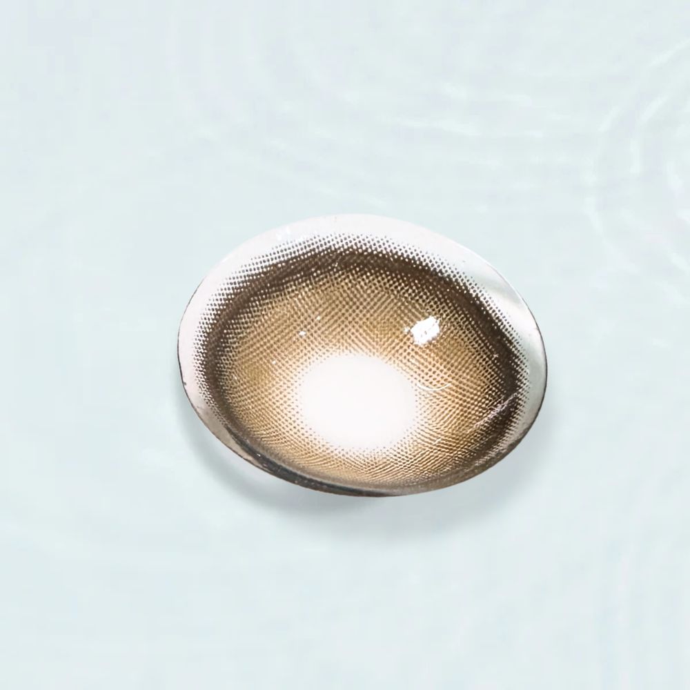 Pure-Brown_lens_3.jpg