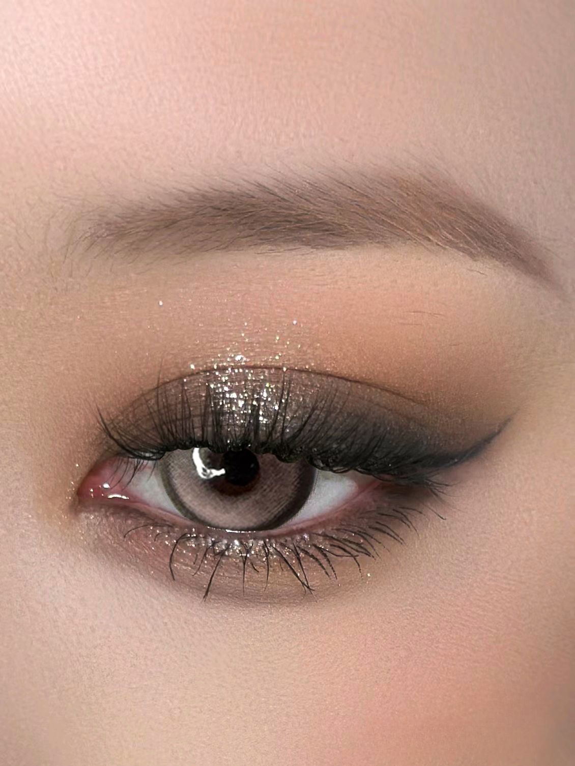 caramelpinkchiccloseup.jpg
