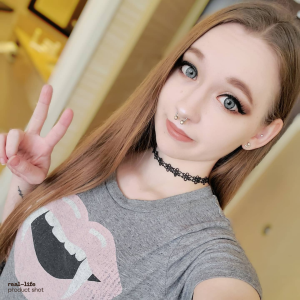Super Pinky Gray Contact Lenses