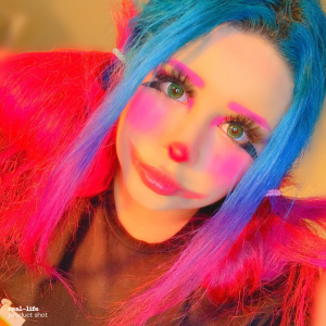 Super Pinky Green Contact Lenses