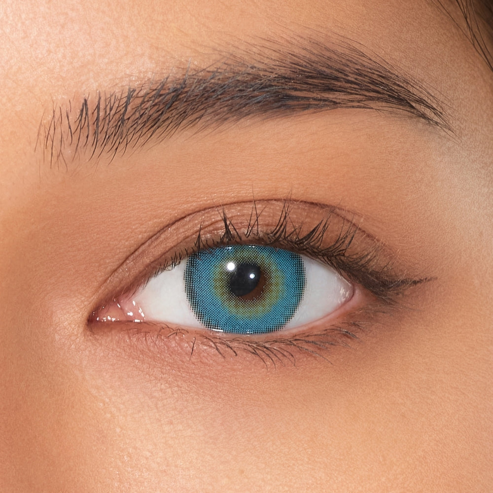v401-say-yes-very-blue-closeup-eye.jpg